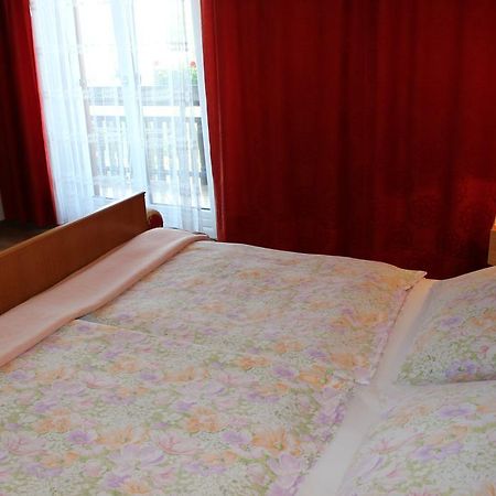 Dreimaderlhaus Apartment Velden am Woerthersee Luaran gambar