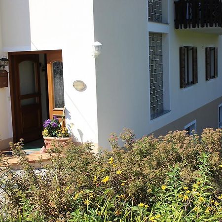 Dreimaderlhaus Apartment Velden am Woerthersee Luaran gambar