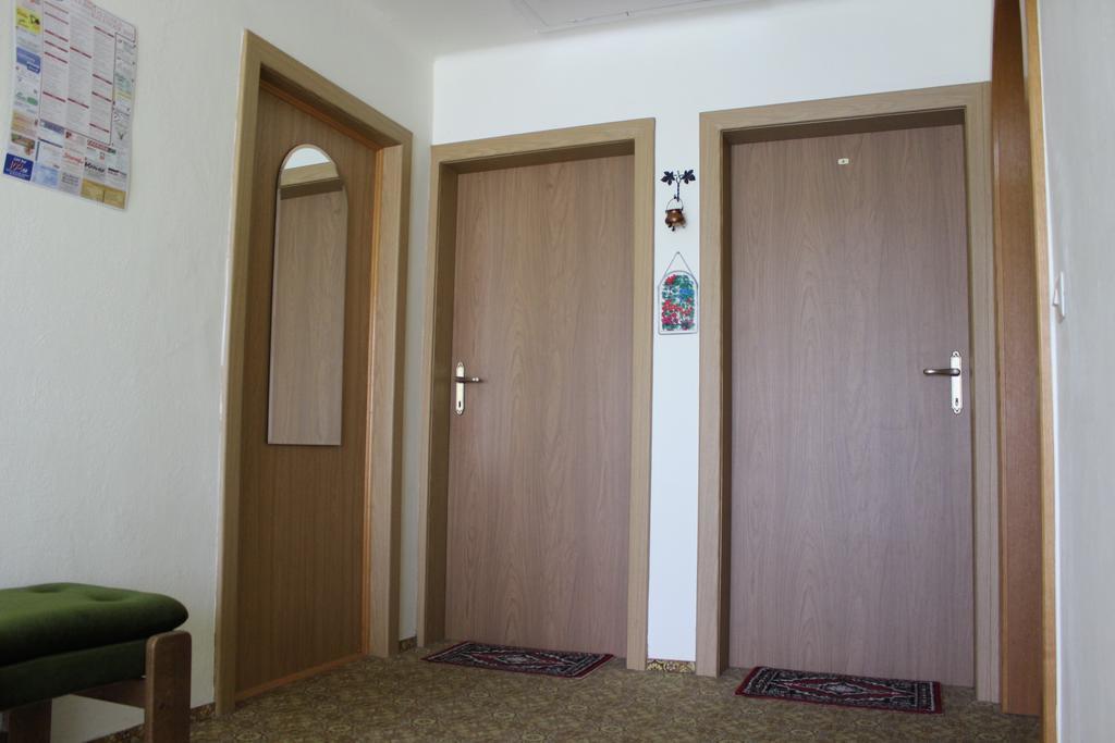 Dreimaderlhaus Apartment Velden am Woerthersee Luaran gambar