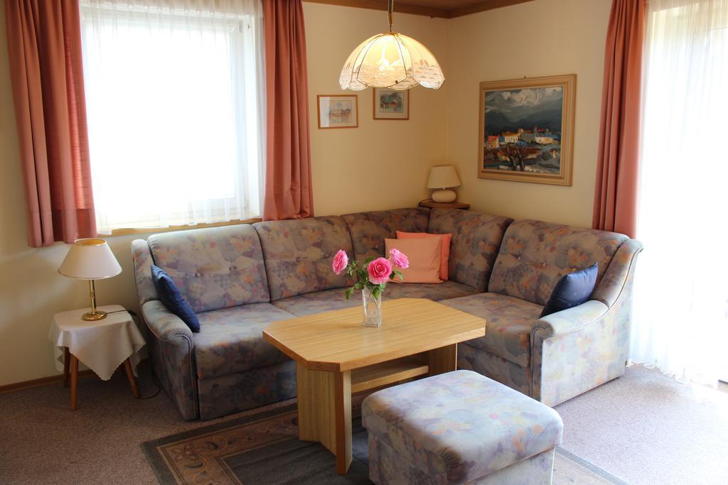 Dreimaderlhaus Apartment Velden am Woerthersee Luaran gambar